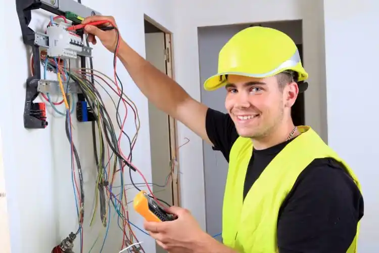 elektricien Oppenhuizen